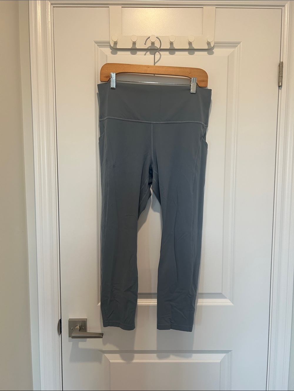 Lululemon Align High Rise Crop with Pockets 23”